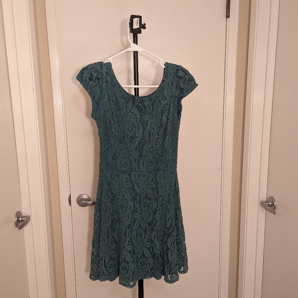 Love Fire small Lace green dress
